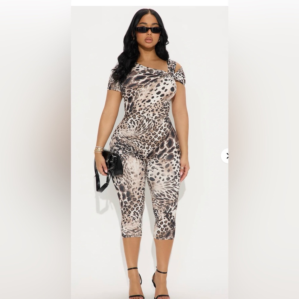 Fashion Nova Leopard Print Capri Jumpsuit 3X